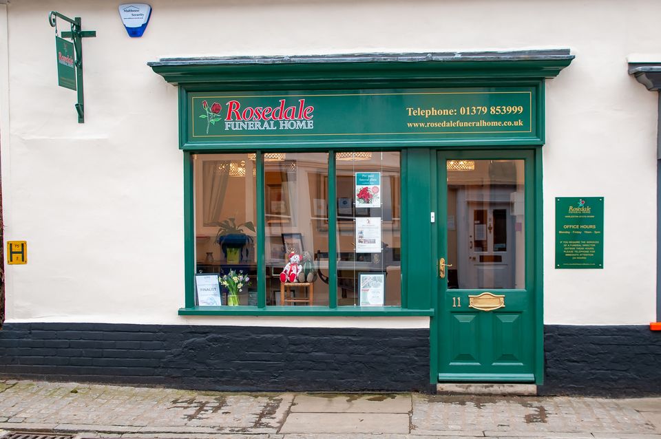 Rosedale Funeral Home - Harleston