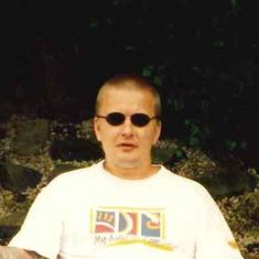 Simon ( Simi ) Holland