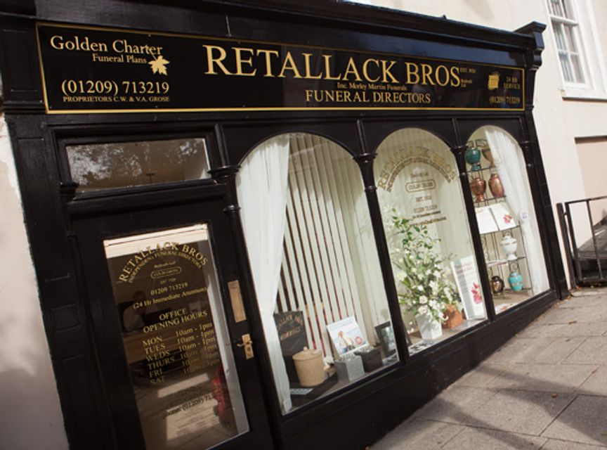 Retallack Bros (Colin Grose)