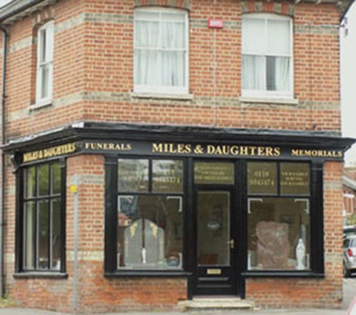 Miles & Daughters, Twyford