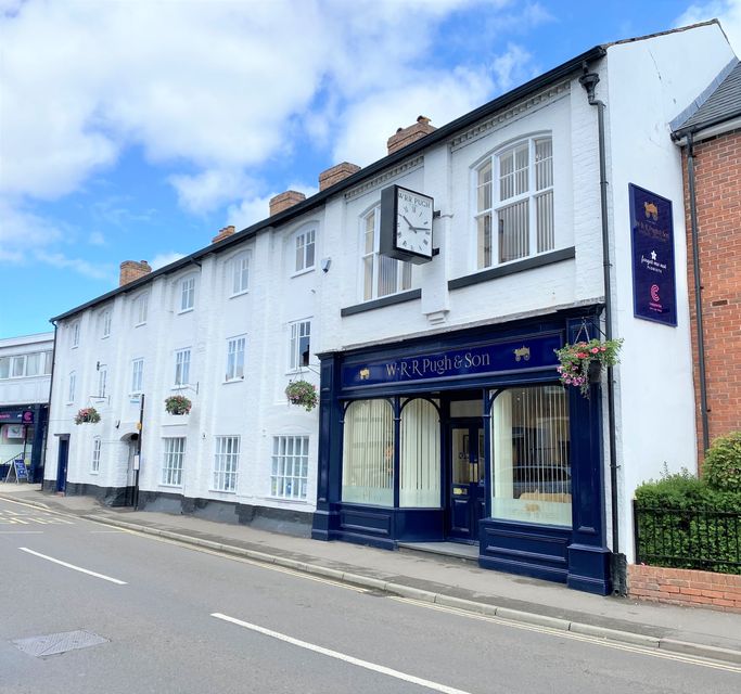 WRR Pugh & Son Funeral Directors, funeral director in Shropshire