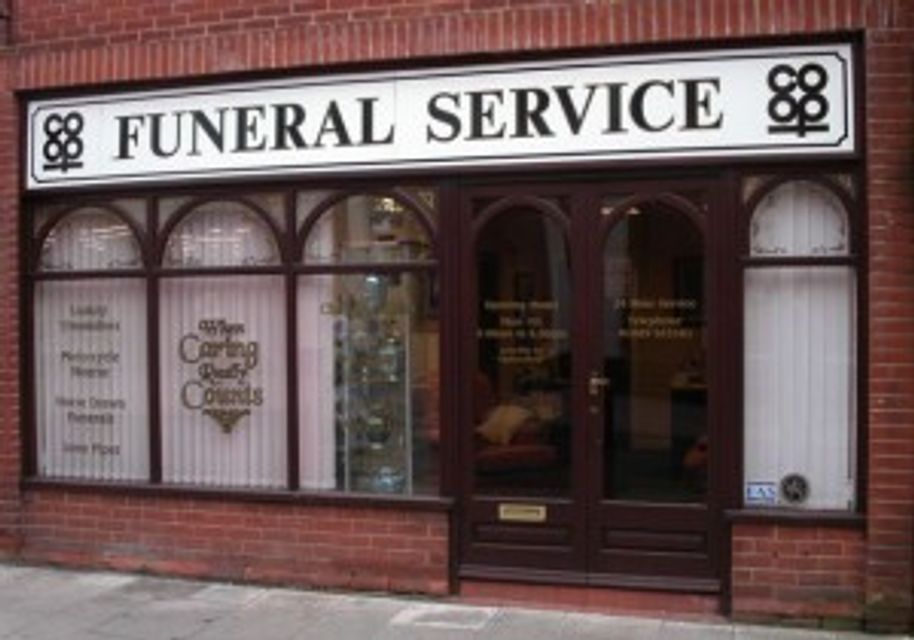 Co-operative Funeral Service, Uttoxeter, funeral director in Staffordshire