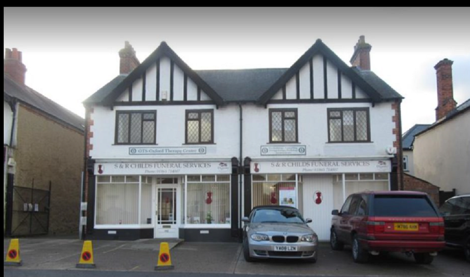 S & R Childs Funeral Directors, Cowley