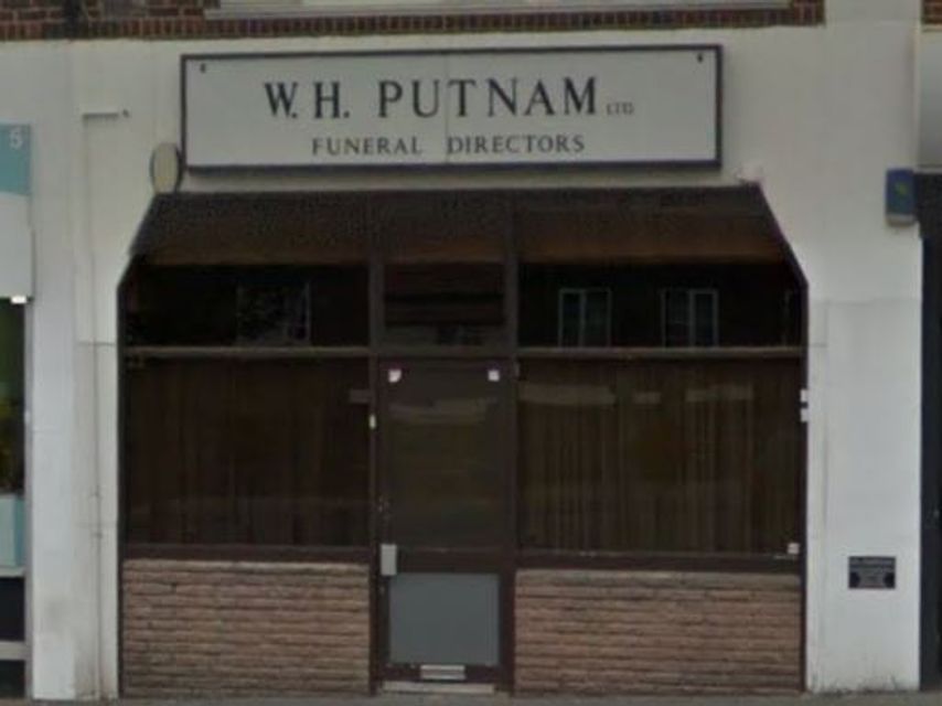 W H Putnam Funeral Directors, Edgware