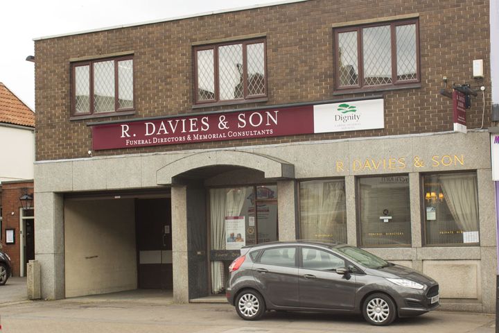 R Davies & Son Funeral Directors, Horfield
