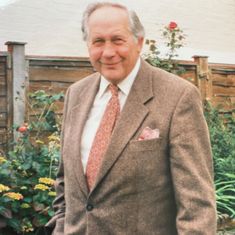 Raymond Honnor
