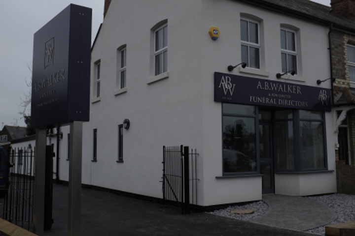 A.B Walker & Son Ltd, Caversham