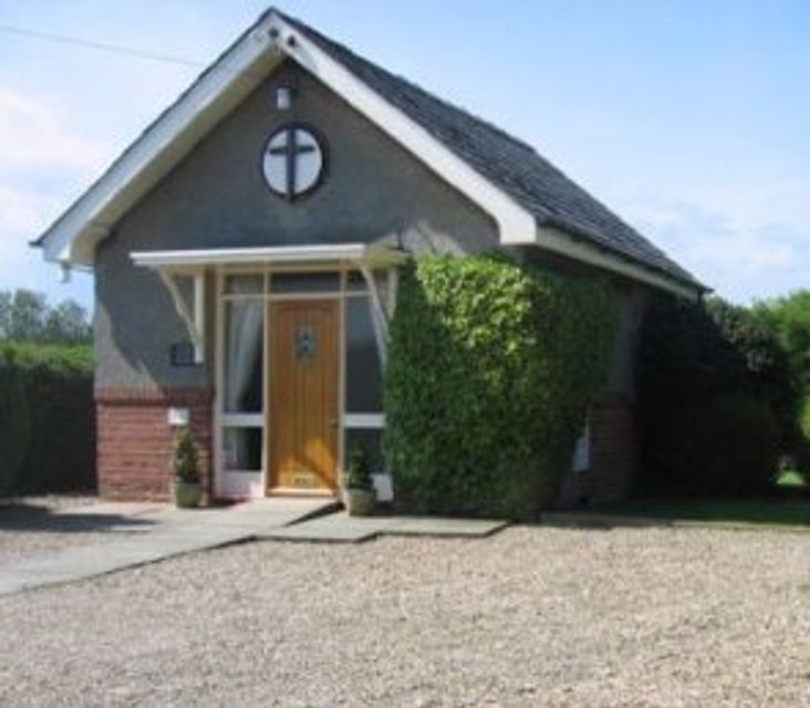 Eric Walker Funeral Service (prop. M. Garton & Son Ltd)