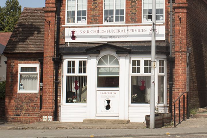 S & R Childs Funeral Directors, Headington