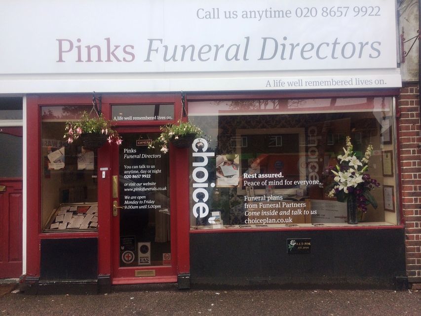 Pink's Funeral Directors, Hamsey Green