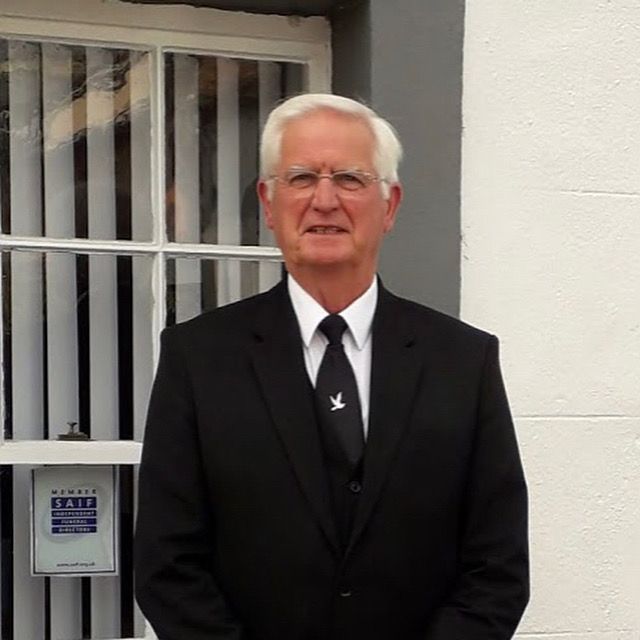 Alan Dinning, Driver, Bearer