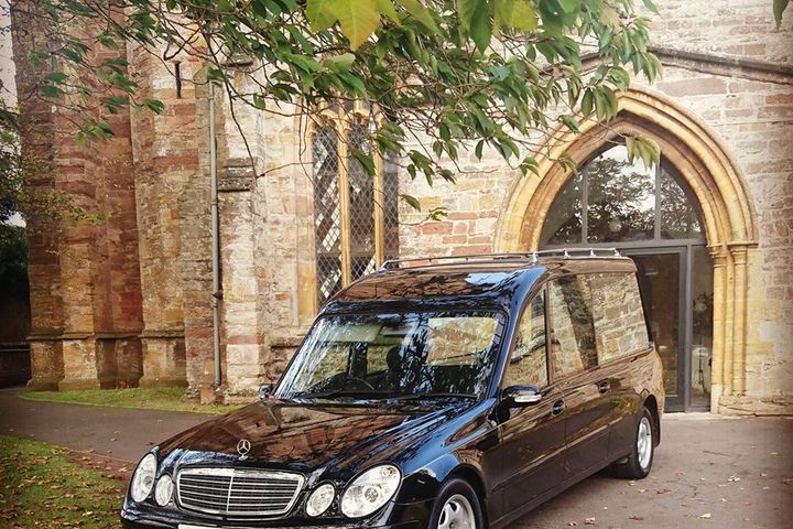 Peter Jackson Funeral Services, Gillingham