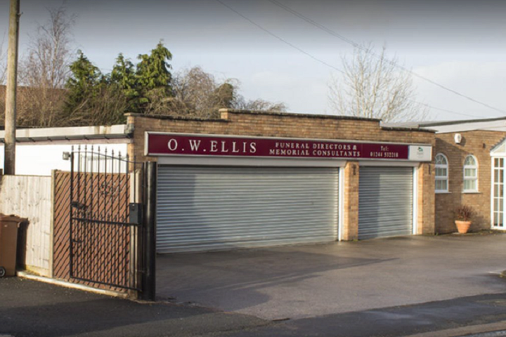 O W Ellis Funeral Directors, Hawarden