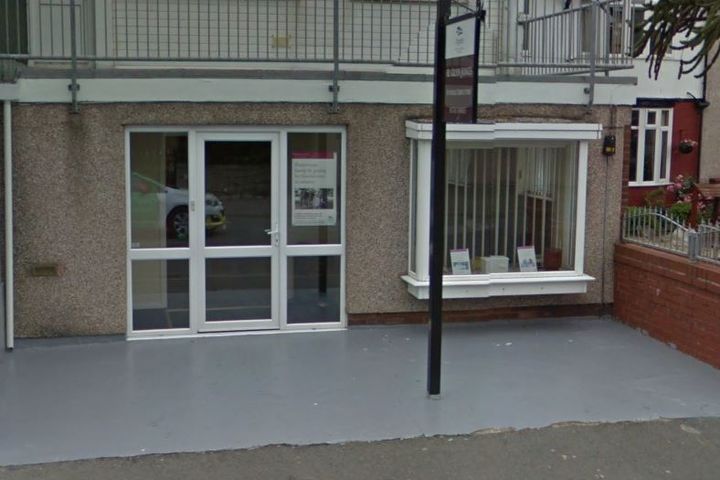 R Glyn Jones Funeral Directors