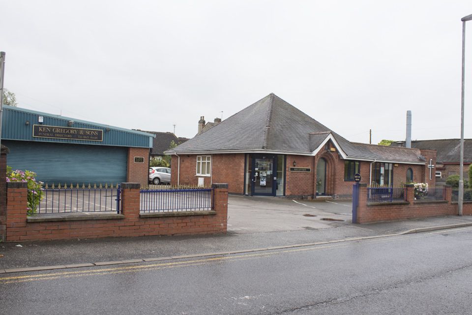 Ken Gregory & Sons Funeral Directors, Kirkby-in-Ashfield