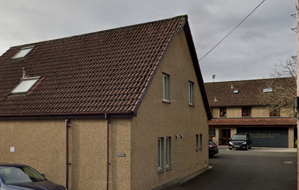 Robert Bennie & Sons, Linlighgow