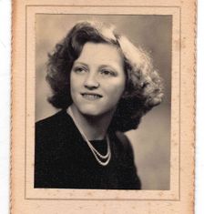 Dorothy Joan Chadwin