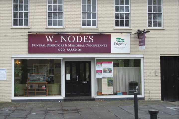 W Nodes Funeral Directors, Wood Green