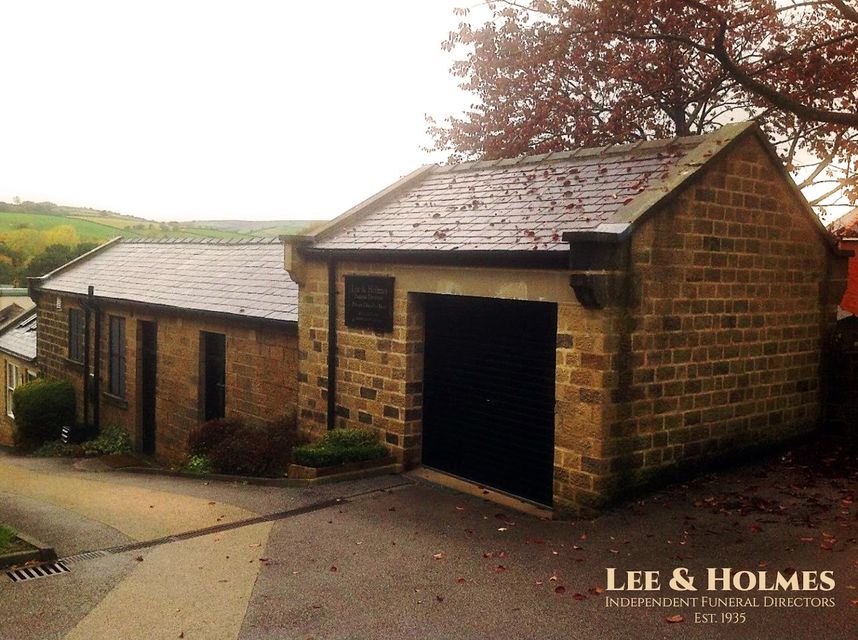 Lee & Holmes Funeral Directors
