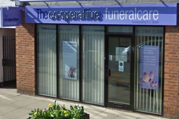 Co-operative Funeralcare (Midcounties), Bicester