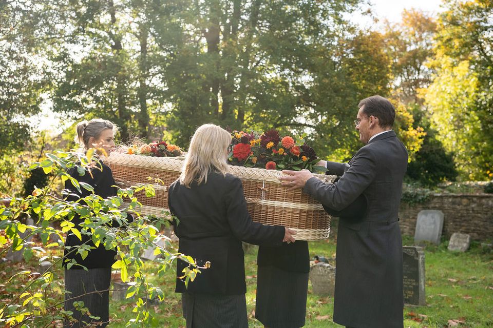 Women can also be pallbearers