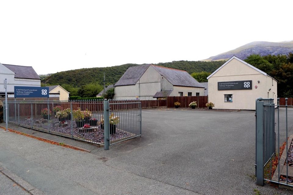 E.W. Pritchard Funeralcare, Llanberis