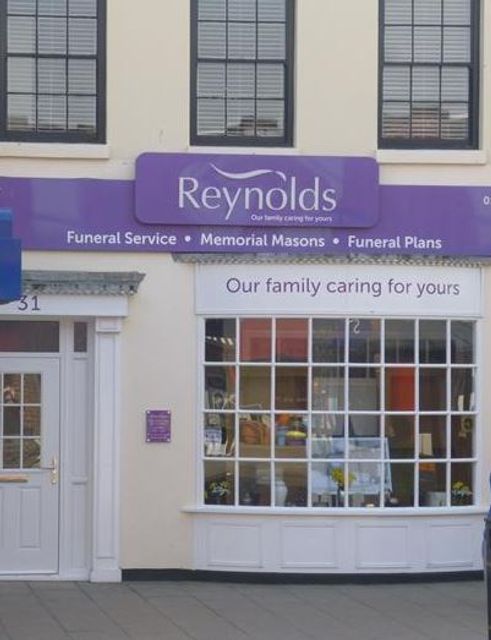 Reynolds Funeral Service & Monumental Masons