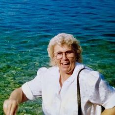 Shirley Turton