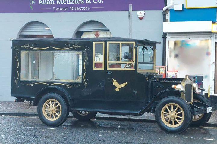 Allan Menzies Funeral Directors, Westmuir Street