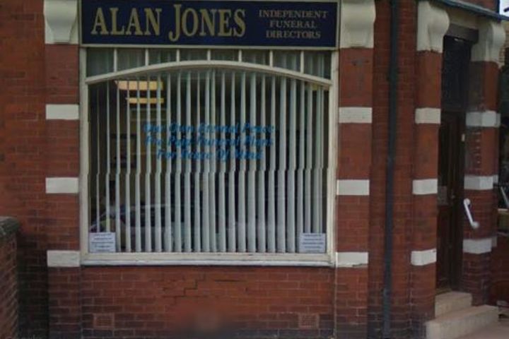 Alan Jones Funeral Directors, Ashland House