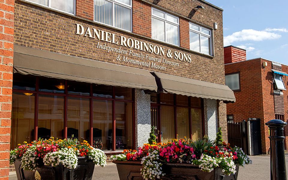 Daniel Robinson & Sons Ltd