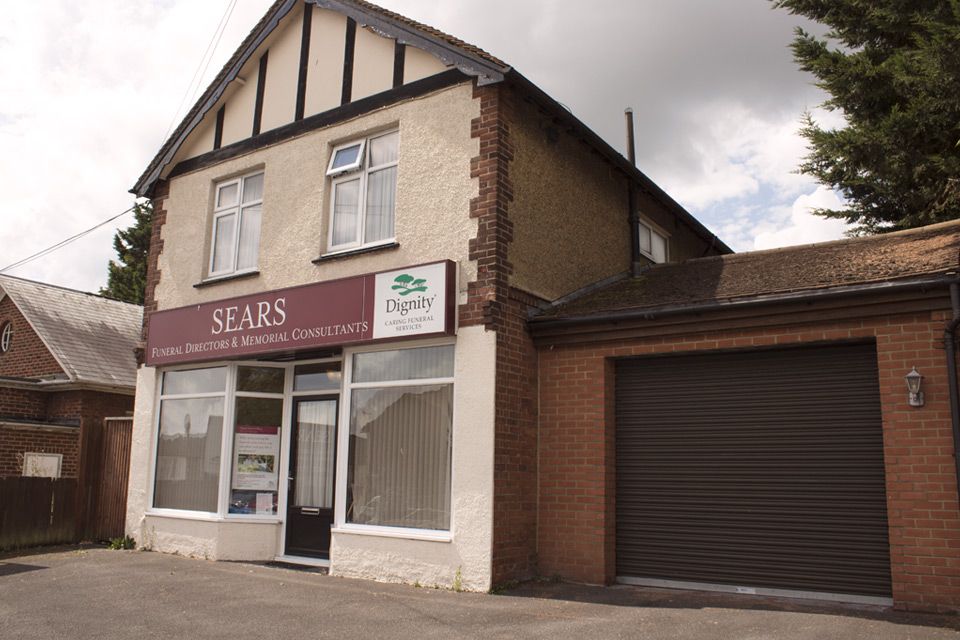 Sears Funeral Directors, Maidstone Fountain Lane
