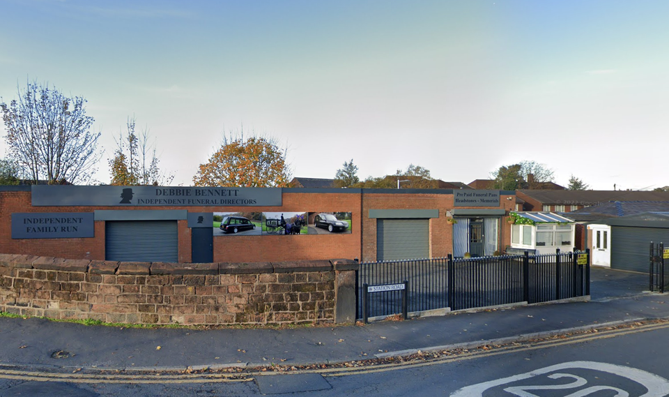 Debbie Bennett Funeral Directors, Rainhill, funeral director in Merseyside