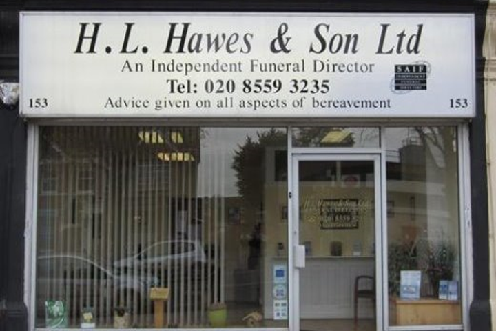 H.L Hawes & Son Ltd, Chingford