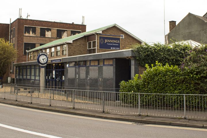 Jennings Funeral Directors, Horseley Fields
