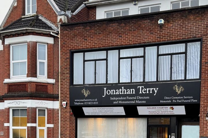 Jonathan Terry Independent Funeral Directors, London Road