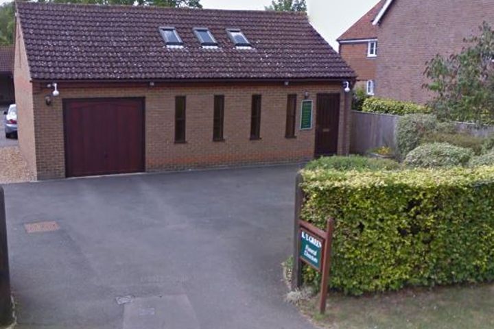 K.Y. Green Funeral Directors, Aylesbury Marsh Rd