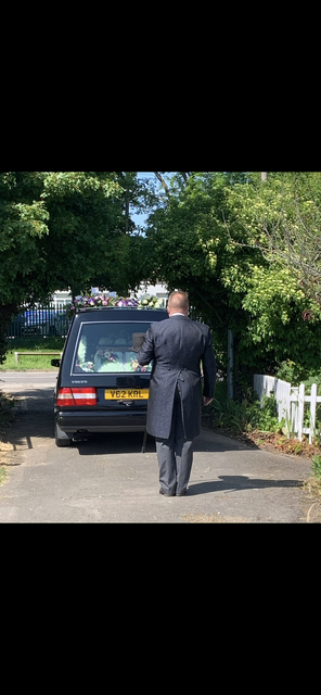 Hawden & Burgess Family Funeral Directors Ltd, funeral director in Medway