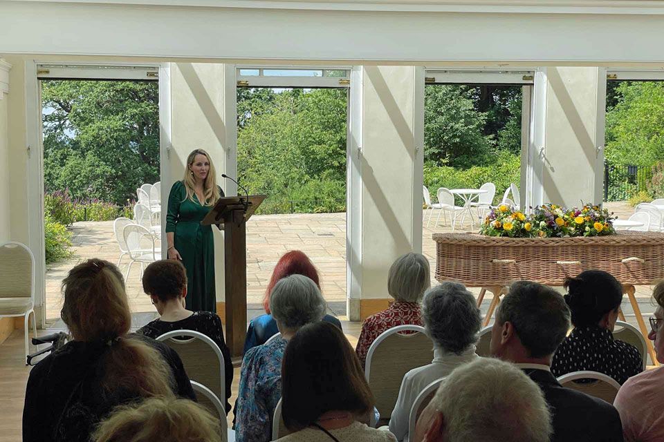 White Rose Modern Funerals, Twickenham, funeral director in London
