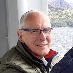 Paul Knowles