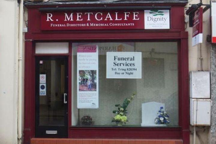 R Metcalfe Funeral Directors
