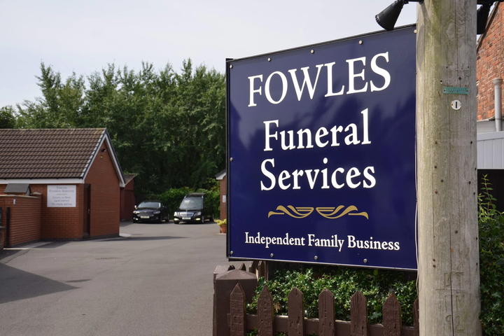 Fowles Funeral Services