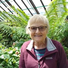 Vivien Davies