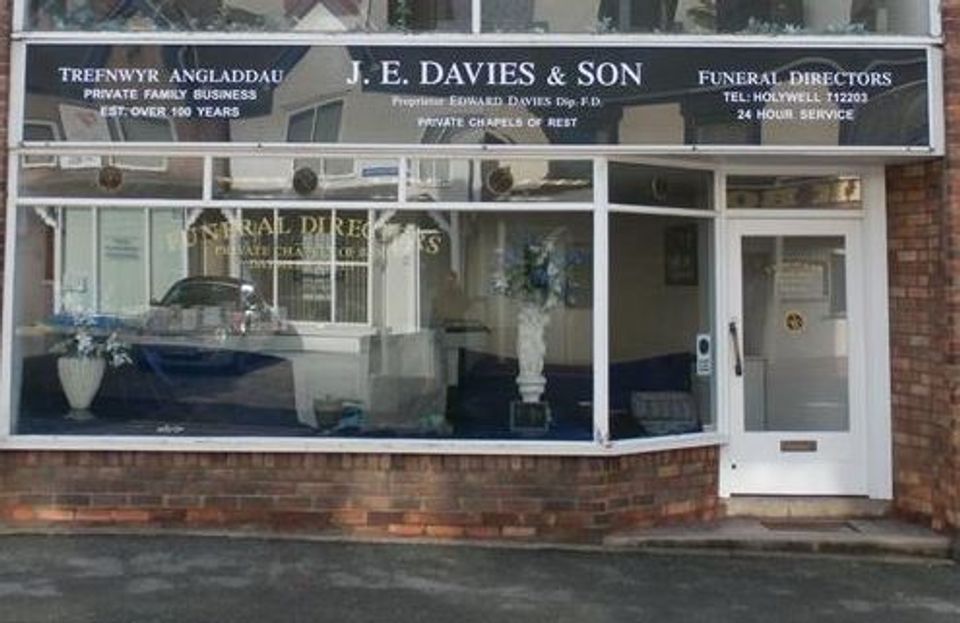 J.E Davies & Son Ltd, Holywell