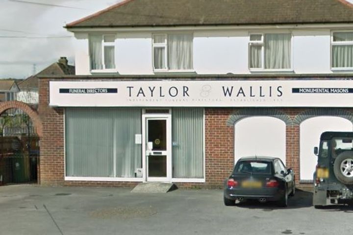 Taylor & Wallis
