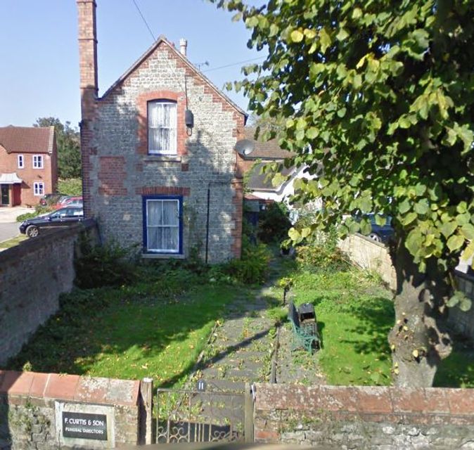 F Curtis & Son Funeral Directors