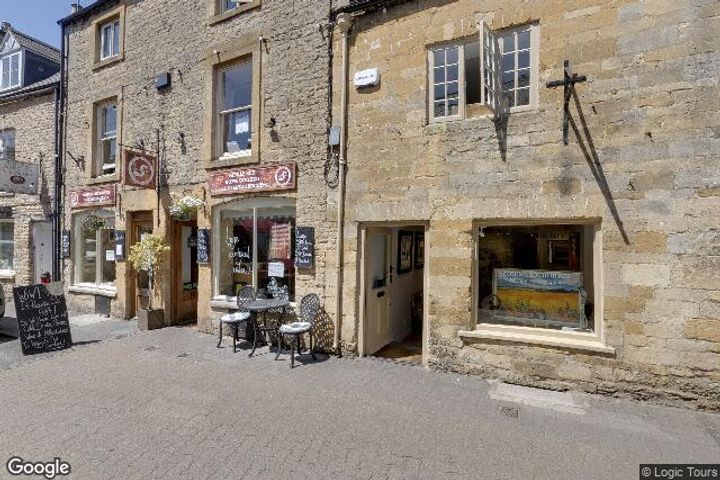 W J Wright Funeral Directors, Stow-on-the-Wold