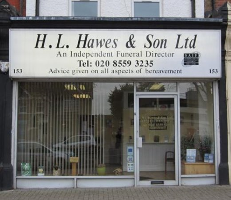 H.L Hawes & Son Ltd, Chingford