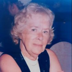Betty Farr