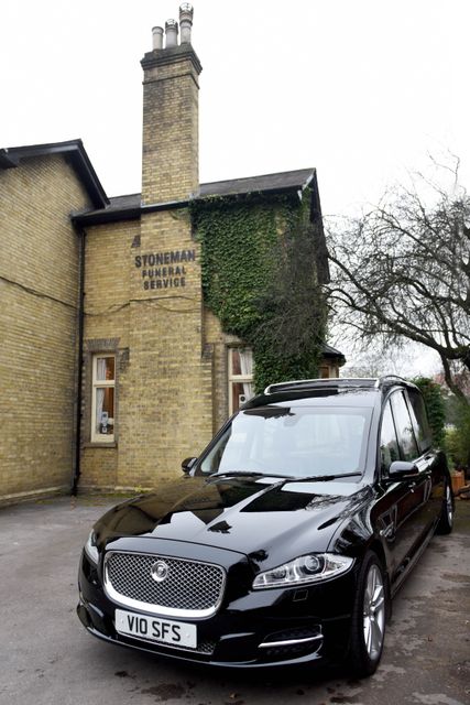 Stoneman Funeral Service Redhill, funeral director in Surrey